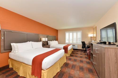 Holiday Inn Express Hotel & Suites Elk Grove Ctrl - Sacramento S By IHG in 麋鹿林