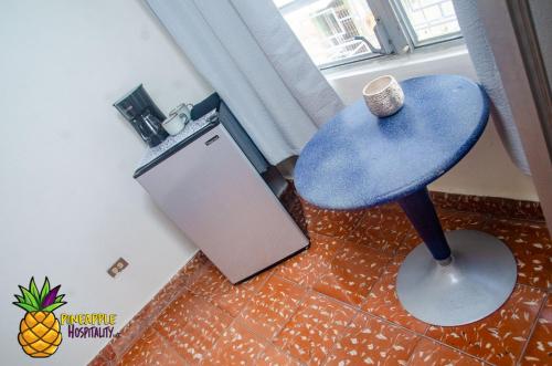 Vista/Panorama, pineapple hospitality in Mayaguez