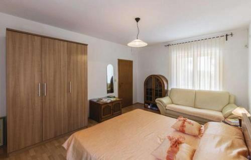 One-Bedroom Apartment with Terrace image 8