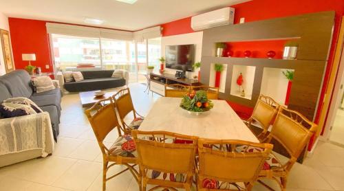 Apartamento com vista para o mar no Águas da Brava Residence (Apartamento com vista para o mar no Aguas da Brava Residence) in Praia Brava