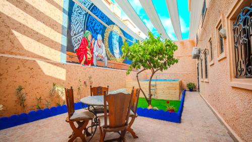 Étage villa avec Jardin et piscine privé - Tap to explore photos
