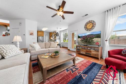 Gusto Retreat Modern Serenity - An Irvie Home