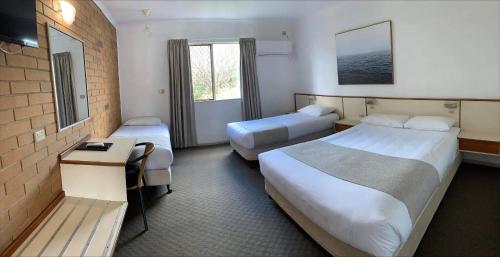 Wild Scotsman Motor Inn Gin Gin QLD in Gin Gin