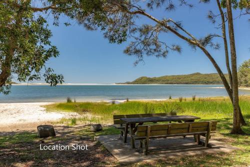 Endless Summer at Smiths in Smiths Lake