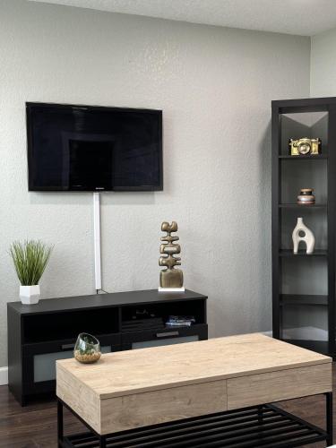 Contemporary Haven Stylish and Comfortable Space Contemporary Haven Stylish and Comfortable Space