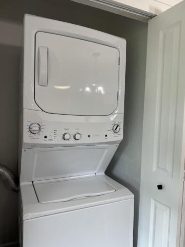 Contemporary Haven Stylish and Comfortable Space Contemporary Haven Stylish and Comfortable Space