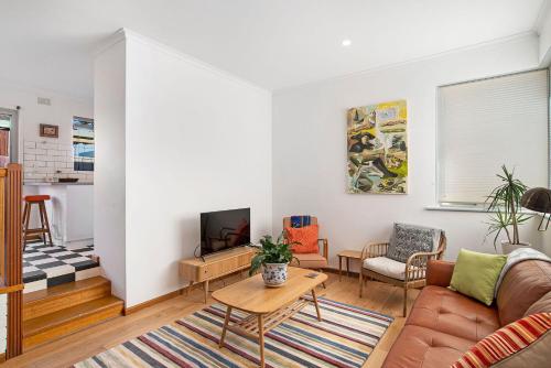 The Perfect Note - Beach Living