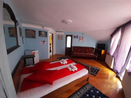Casa Tudor - image 11