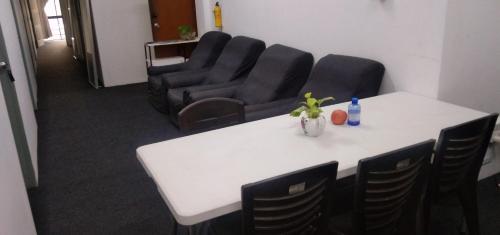 . Melrose homestay and transport