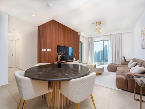 Luxury 2BR Burj Khalifa Views 5Min Walk Dubai Mall, Dubai (photo 5)