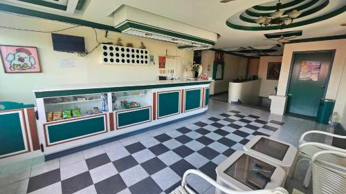 ล็อบบี้, Green Mellow Court in ดีโปลอก