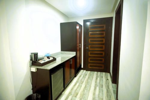 Hotel Gabriella near FQ Cafe by Food Quaranteen