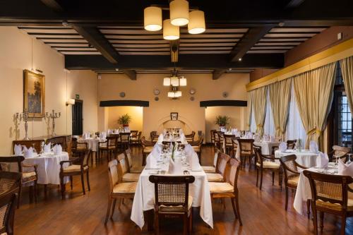 restavracija, The Hill Club in Nuwara Eliya