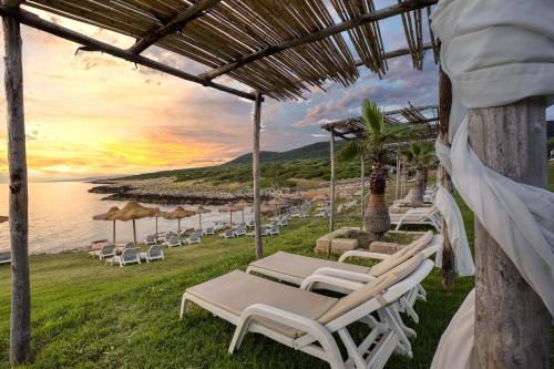 Strand, Cala del Principe Wild & Nature Resort in San Nicandro Garganico