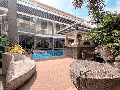 Eloisa Royal Suites16