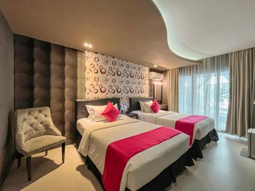 room detail thumbnail 1