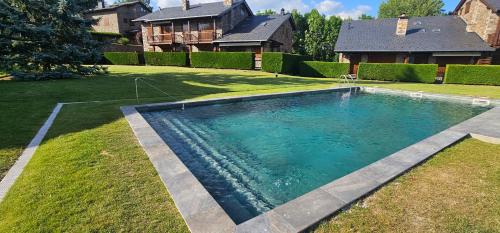Casa en Bolvir, jardin y piscina in Bolvir
