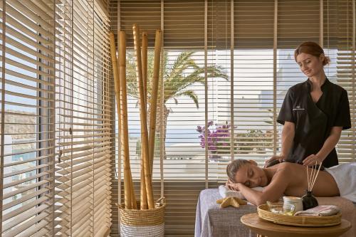 Ios Palace Hotel & Spa - image 11