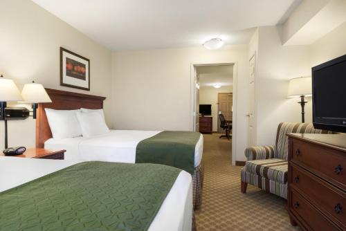 Country Inn & Suites by Radisson, Peoria North, IL