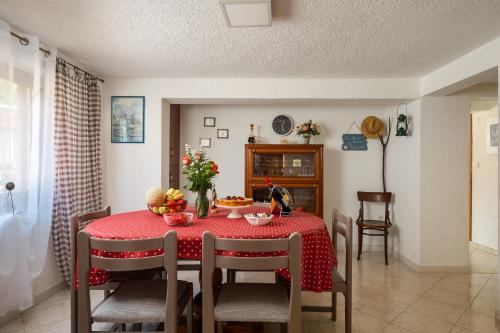 Sea Breeze - image 10
