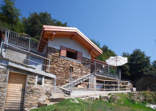 Viesnīcas āriene, Baita Gabriele con Terrazzo e Vista Lago per 4 Persone in Aurano