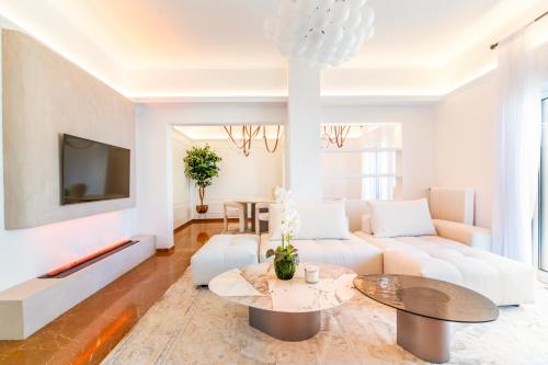 3 Level Acropolis Penthouse with Roof Garden Oasis, Афины (фото 4)