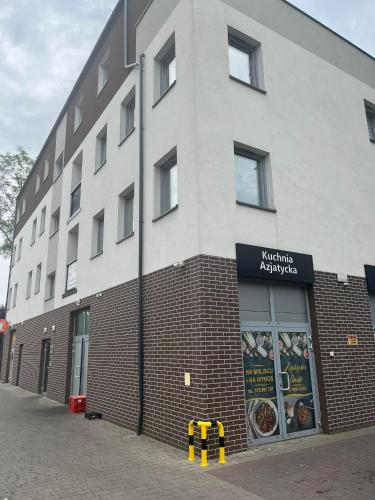 Hotelli välisilme, Apartament Giulia z balkonem in Olesnica