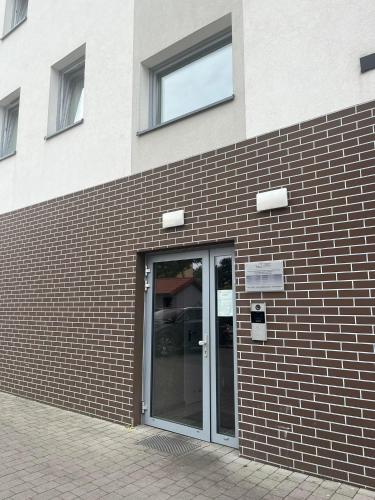 Hotelli välisilme, Apartament Giulia z balkonem in Olesnica
