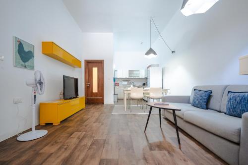 Standard Two-Bedroom Apartment image 3
