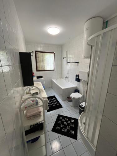 Fürdőszoba, Adriatic View in Pješčana Uvala