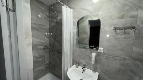 Bruser, Гуртожиток 10 in Pavlograd