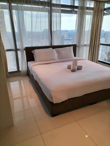 Bukit Bintang Service Suite at Times Square - image 10
