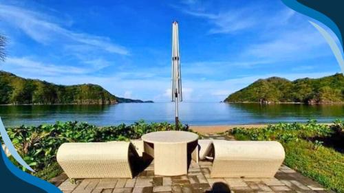 ชายหาด, คอนโด ยูนิต ปิโก เด โลโร อามิโล โคสต์ (Condo Units Pico De Loro Hamilo Coast) in นาซุกบู