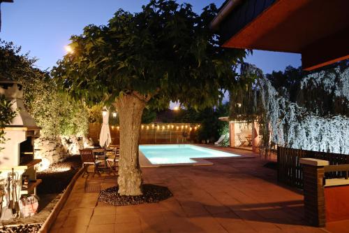 . El Cedre Blau Vivienda con piscina en Granollers