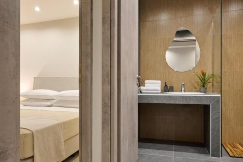 Two-Bedroom Apartment image 6