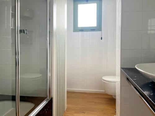 Stylish well-connected beachfront flat, Valencia (foto 7)