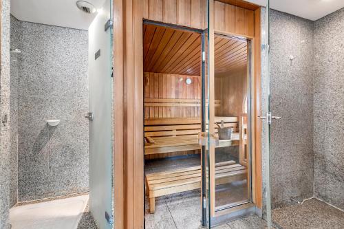 Victoria Bergamote Attic - Happy Rentals - Apartment - Menton