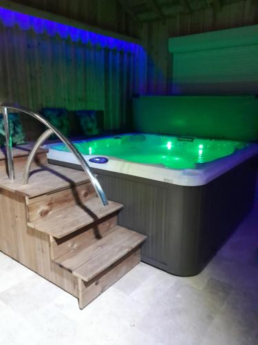 chambre-spa de la Truffière Hotel de charme Celles