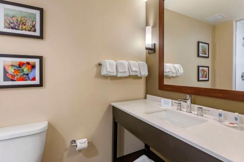 Comfort Suites Albuquerque Airport in Albuquerque, USA