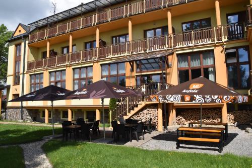 Hotel Avalanche - image 5