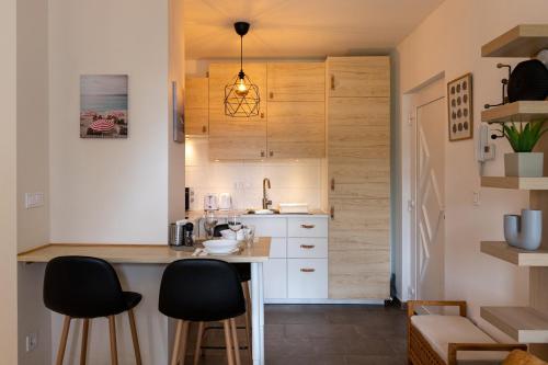 Kitchen, Mor8 in Balatonalmadi