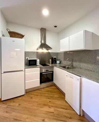 One-Bedroom Apartment image 10