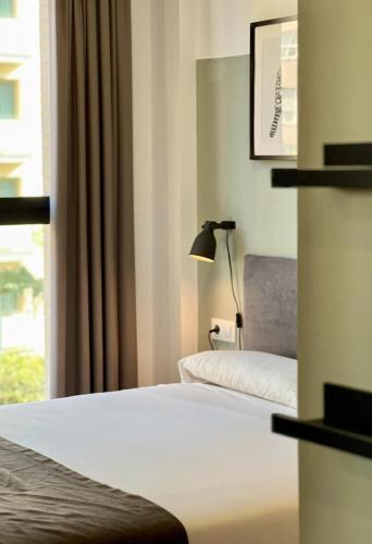 One-Bedroom Apartment image 3