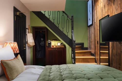 Double Room image 4