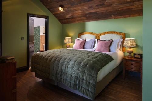 Double Room room in Pier House