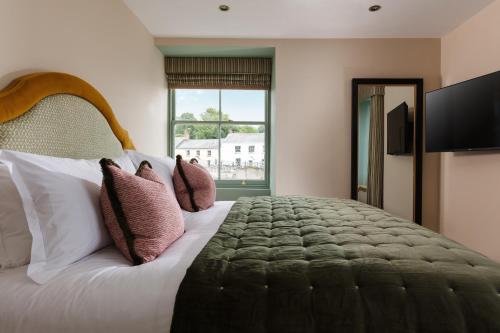 Superior Double Room with Harbour View room in Pier House