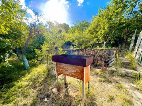 Instalações, Villa in Bjni in Arzakan