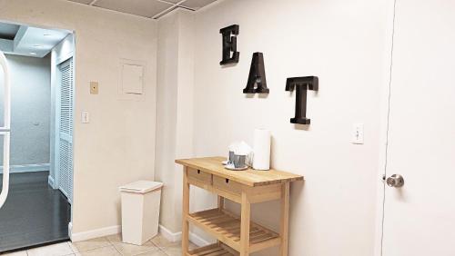 One Bedroom Apartment on the beach - image 34