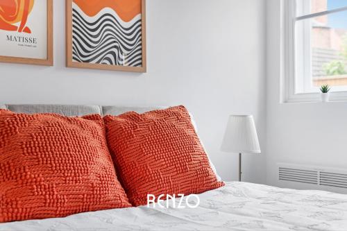 Bright and Warm 1-bed Apartment in Newark on-Trent by Renzo, Perfect for Contractors, Sleeps 4! Bright and Warm 1-bed Apartment in Newark on-Trent by Renzo, Perfect for Contractors, Sleeps 4!