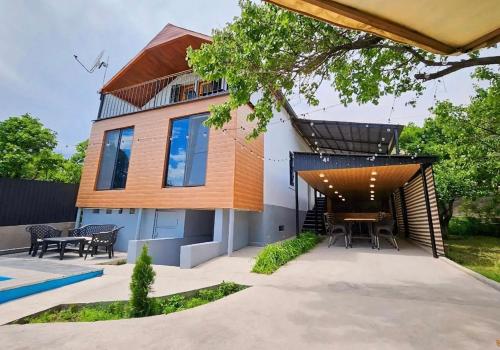 Bjni Mer Dacha in Arzakan